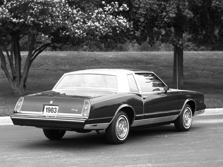  Chevrolet Monte Carlo 1981 года  (фото 10 из 15)